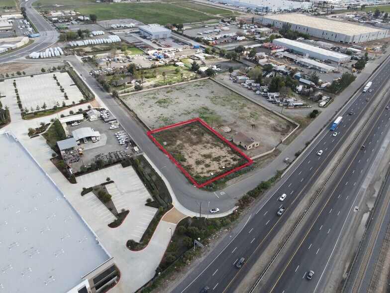 Wade And Oleander Ave, Perris, CA à vendre - Photo de l’immeuble – Image 2 sur 4