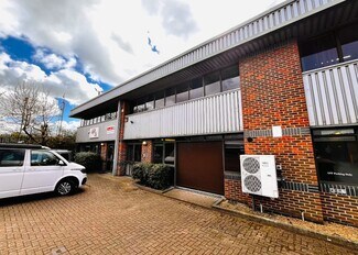 Plus de détails pour 15 Ensign Way, Southampton - Local d'activités à louer
