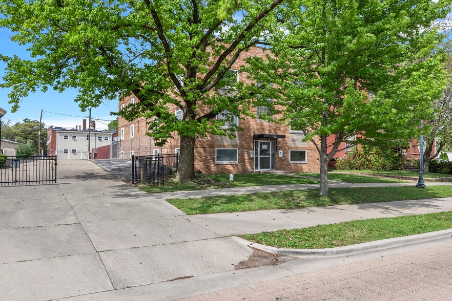 320 W Main St, Decatur, IL à vendre - Photo de l’immeuble – Image 3 sur 31