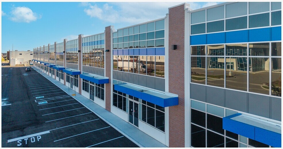 10900 Dixie Rd, Brampton, ON à vendre - Photo principale – Image 1 sur 8