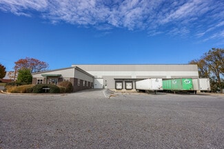 Plus de détails pour 300 Commerce Dr, New Holland, PA - Industriel/Logistique à vendre