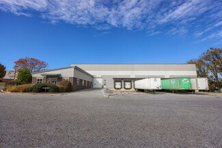Plus de détails pour 300 Commerce Dr, New Holland, PA - Industriel/Logistique à vendre