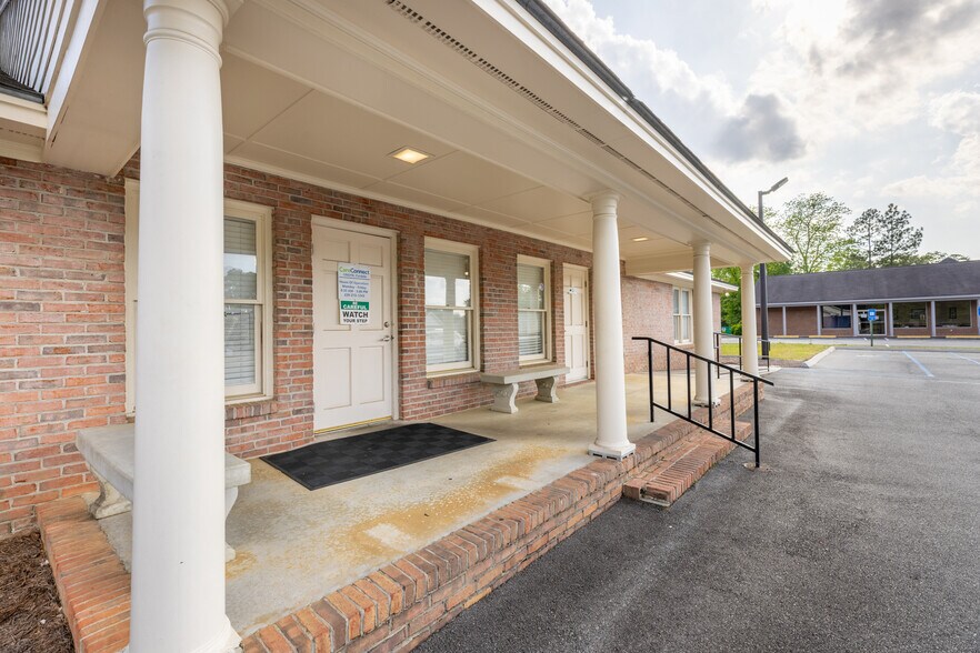412 E 4th Ave, Cordele, GA à vendre - Photo de l’immeuble – Image 2 sur 34