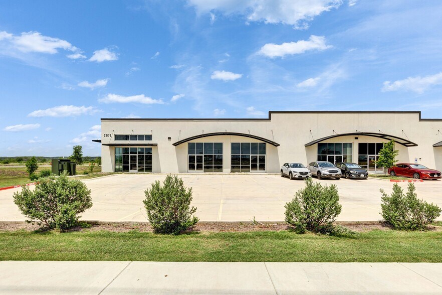 3021 N IH-35, San Marcos, TX à louer - Photo de l’immeuble – Image 1 sur 4