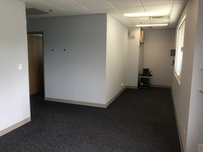 16532 Oak Park Ave, Tinley Park, IL à louer Photo intérieure– Image 1 sur 6