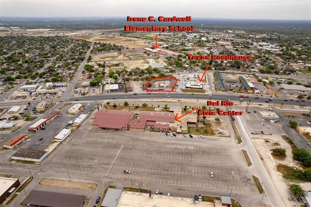 1912 Veterans Blvd, Del Rio, TX à vendre - Photo de l’immeuble – Image 2 sur 9