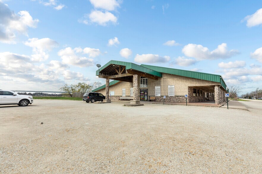 551 W Kennedy Rd, Braidwood, IL à vendre - Photo de l’immeuble – Image 2 sur 11