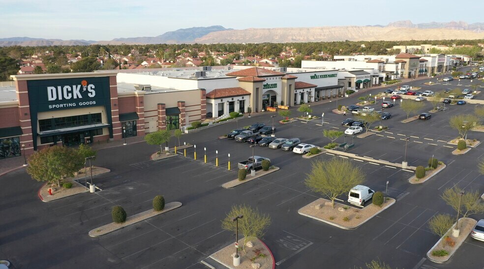 8825-8975 W Charleston Blvd, Las Vegas, NV à louer - Photo de l’immeuble – Image 2 sur 21