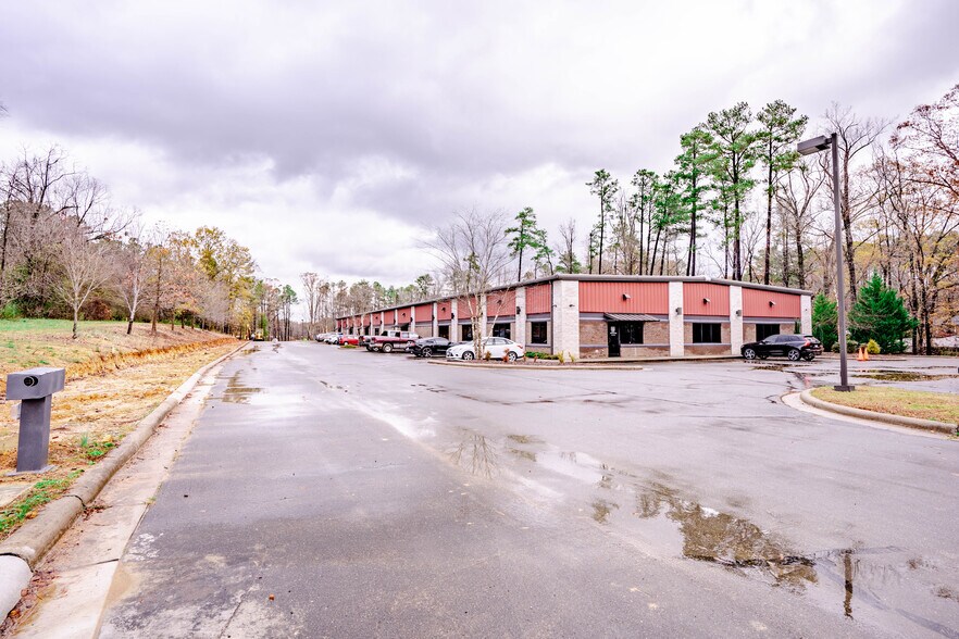 3430 Coates Industrial Blvd, Durham, NC à louer - Photo de l’immeuble – Image 2 sur 20