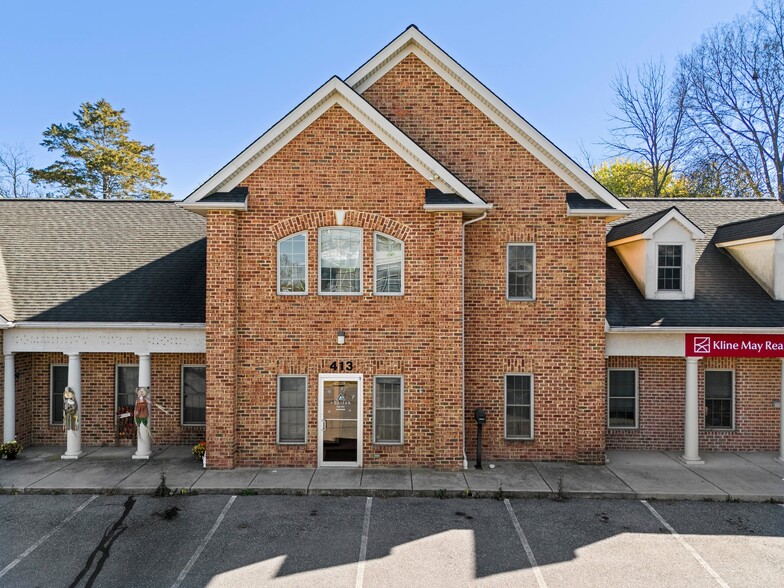413 S Main St, Broadway, VA à louer - Photo de l’immeuble – Image 3 sur 7