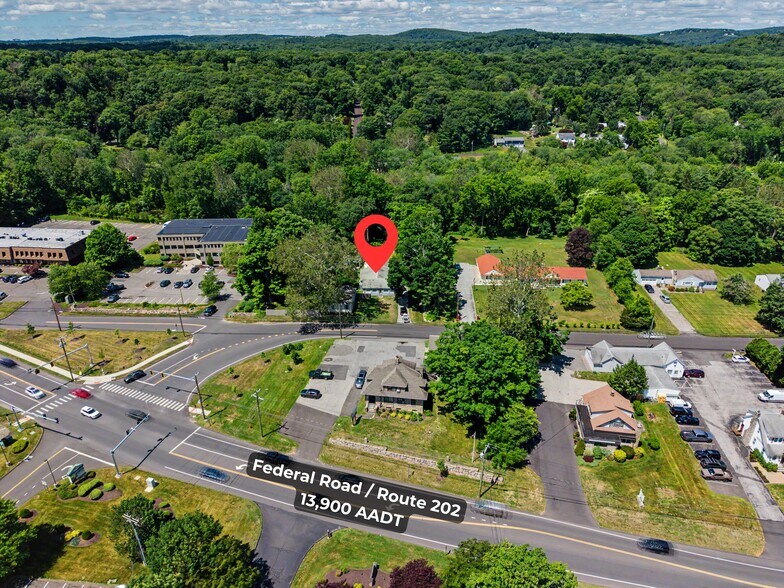 16 Old New Milford Rd, Brookfield, CT à vendre - Aérien – Image 3 sur 18