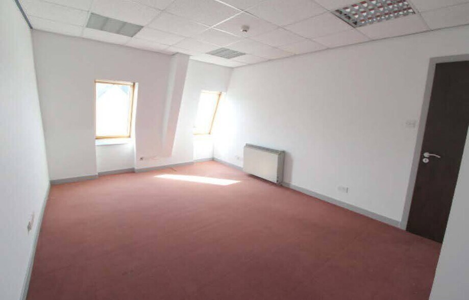 Cromwell St, Stornoway à louer - Photo de l’immeuble – Image 2 sur 4