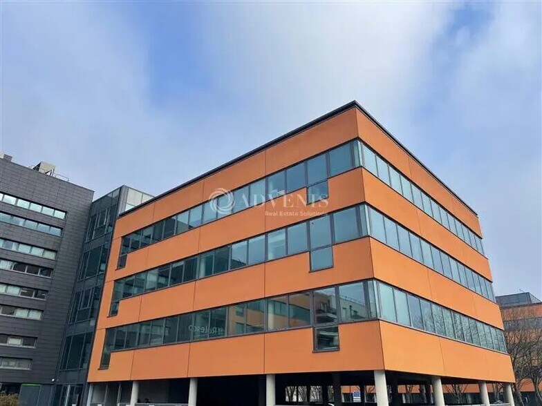 Bureau dans Créteil à louer - Photo de l’immeuble – Image 3 sur 3