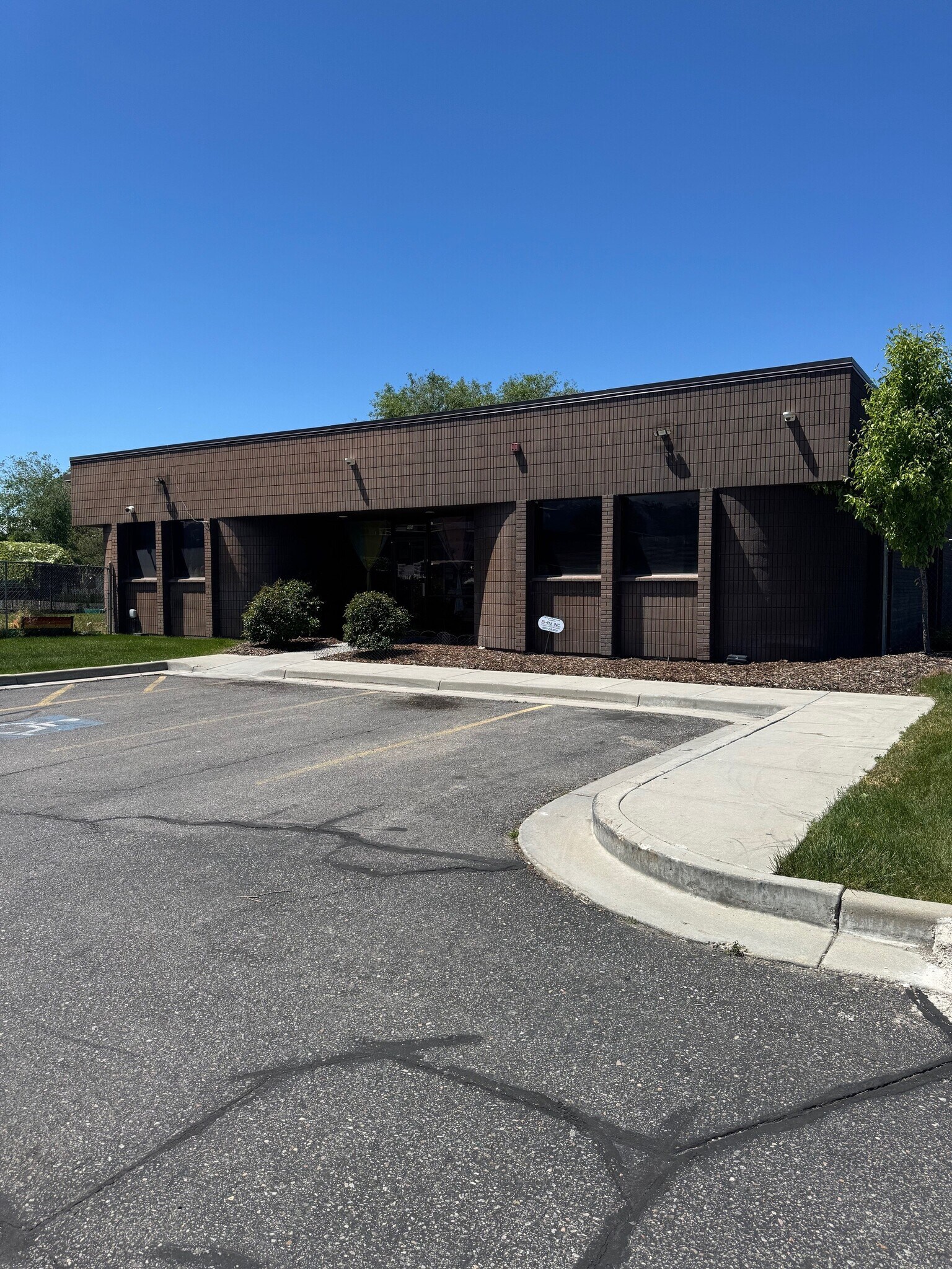 1161 W 2320 S, Salt Lake City, UT à vendre Photo de l’immeuble– Image 1 sur 6