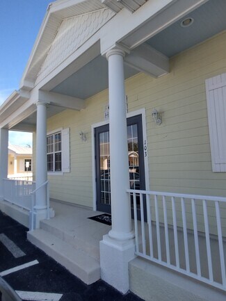 Plus de détails pour 5471 Lee St, Lehigh Acres, FL - Local d'activités à louer