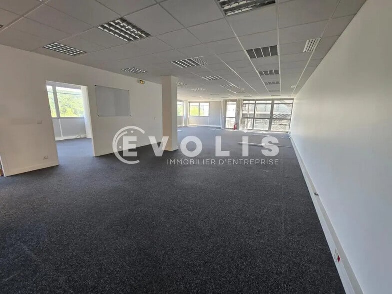 Bureau dans Orsay à louer - Photo intérieure – Image 3 sur 9