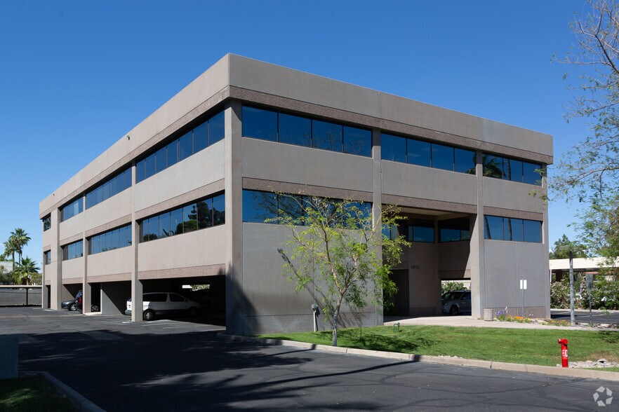 6908 E Thomas Rd, Scottsdale, AZ à louer - Photo de l’immeuble – Image 3 sur 33