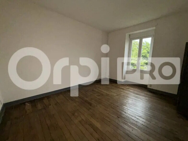 Bureau dans Montluçon à louer - Photo intérieure – Image 3 sur 17