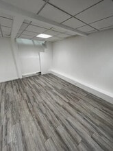 7 Rue Des Messageries, Paris à louer Photo intérieure– Image 2 sur 4