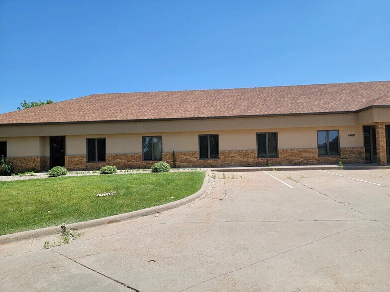 4100 S Elmwood Pl, Sioux Falls, SD à louer - Photo de l’immeuble – Image 2 sur 6
