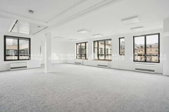 11 Bis Place Du General Leclerc, Levallois-Perret à louer Photo intérieure– Image 2 sur 3