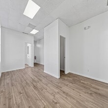 11350 66th St, Largo, FL à louer Photo intérieure– Image 1 sur 3
