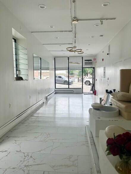 10 Hilliard Ave, Edgewater, NJ à louer - Photo de l’immeuble – Image 3 sur 7