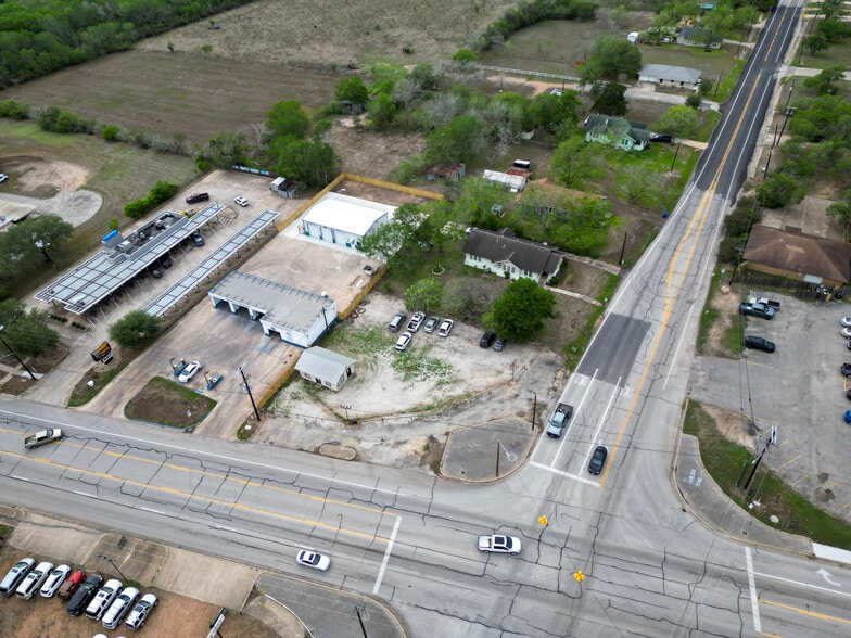 702 US Highway 77A S, Yoakum, TX à vendre - Aérien – Image 3 sur 4