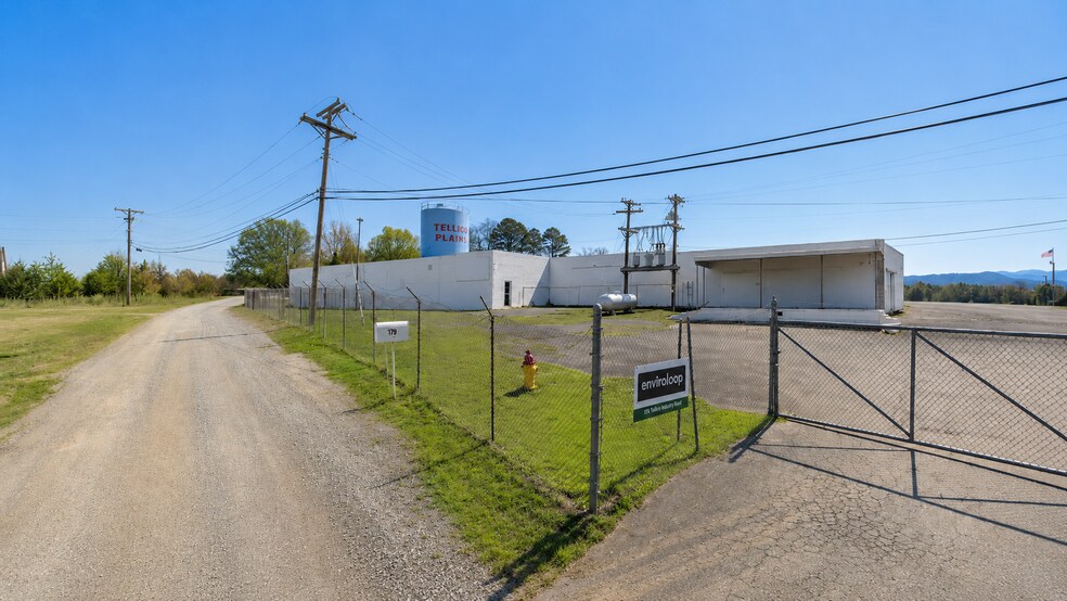 116 Tellico Industry Rd, Tellico Plains, TN à vendre - Photo de l’immeuble – Image 3 sur 7