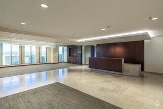18101 Von Karman Ave, Irvine, CA à louer Photo de l’immeuble– Image 2 sur 8