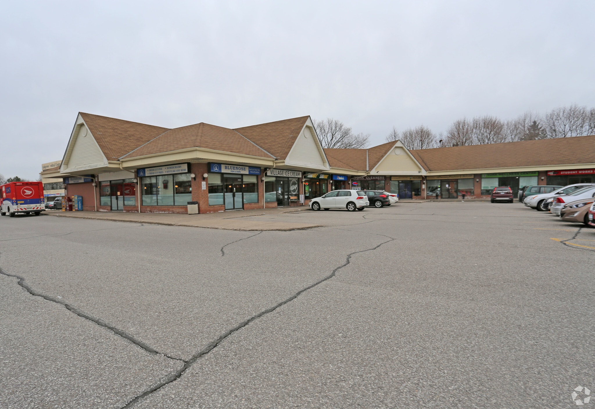 6605 Hwy-7, Markham, ON à louer Photo principale– Image 1 sur 7