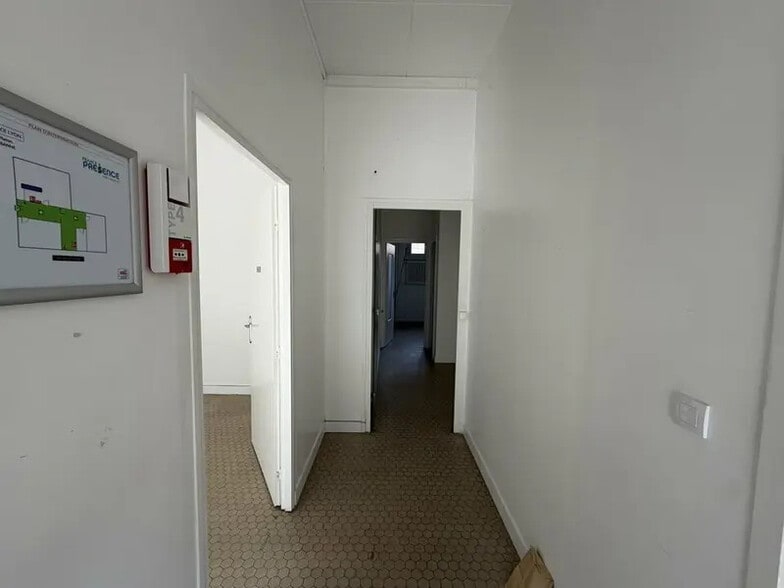 Local commercial dans Villeurbanne à louer - Photo intérieure – Image 3 sur 7