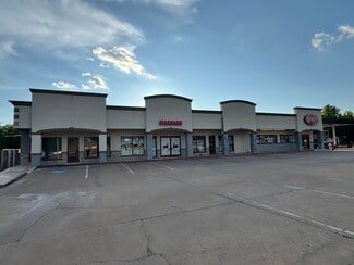 Plus de détails pour 701 S Kelly Ave, Edmond, OK - Local commercial à vendre