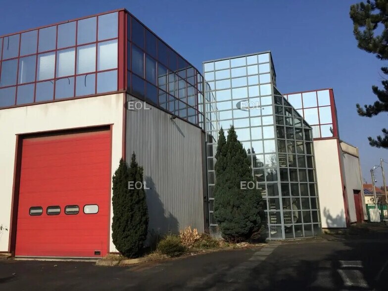 Industriel/Logistique dans Ablon-sur-Seine à vendre - Photo de l’immeuble – Image 1 sur 7