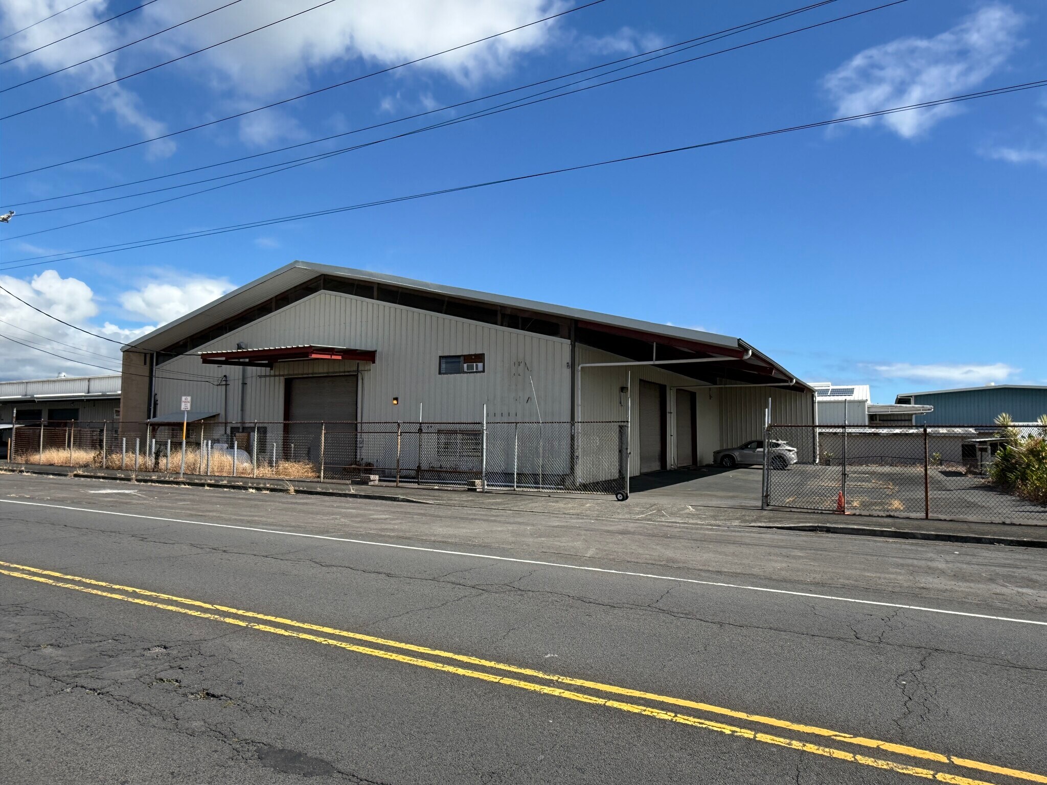 275 E Kawili St, Hilo, HI à louer Photo de l’immeuble– Image 1 sur 7