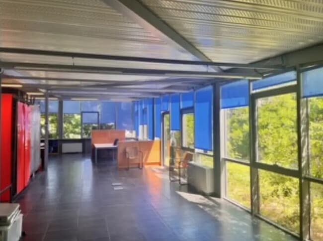 Plus de détails pour Bureau à vendre