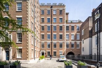 14A-16A Dufours Pl, Londres à louer Photo de l’immeuble– Image 2 sur 43