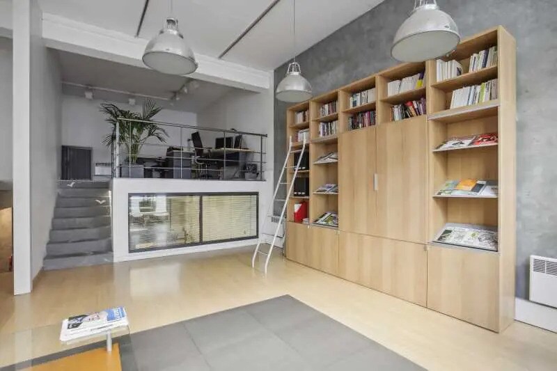 Local commercial dans Suresnes à vendre - Photo de l’immeuble – Image 2 sur 13