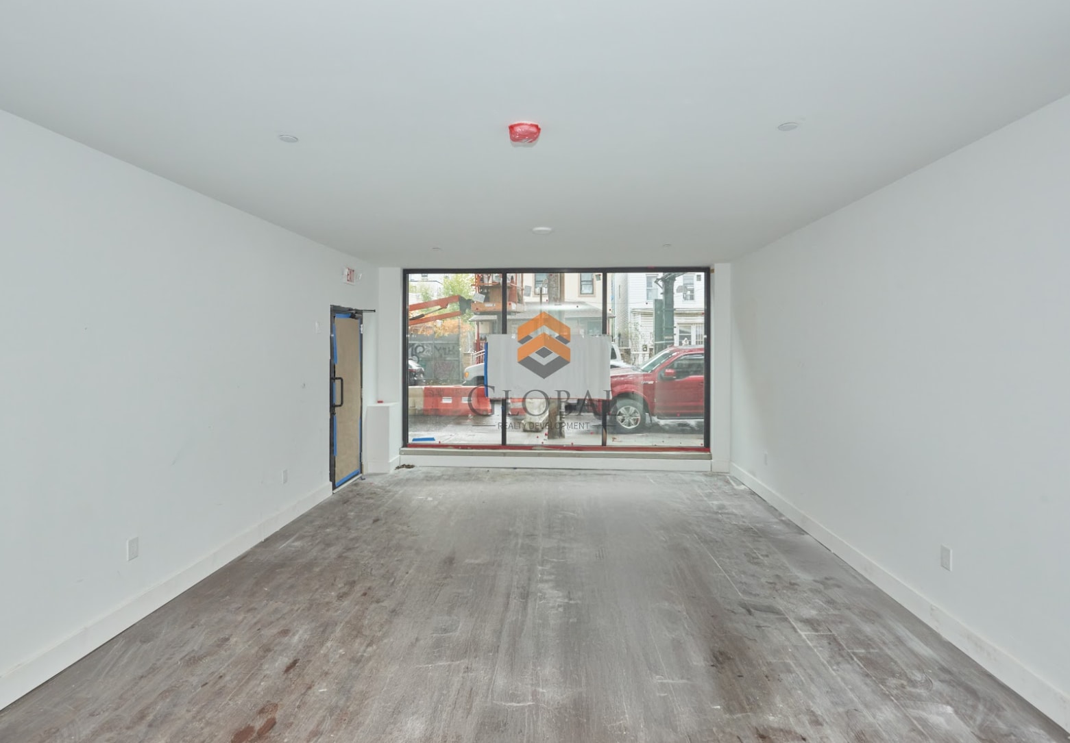 2757 Fulton St, Brooklyn, NY à louer Photo intérieure– Image 1 sur 7