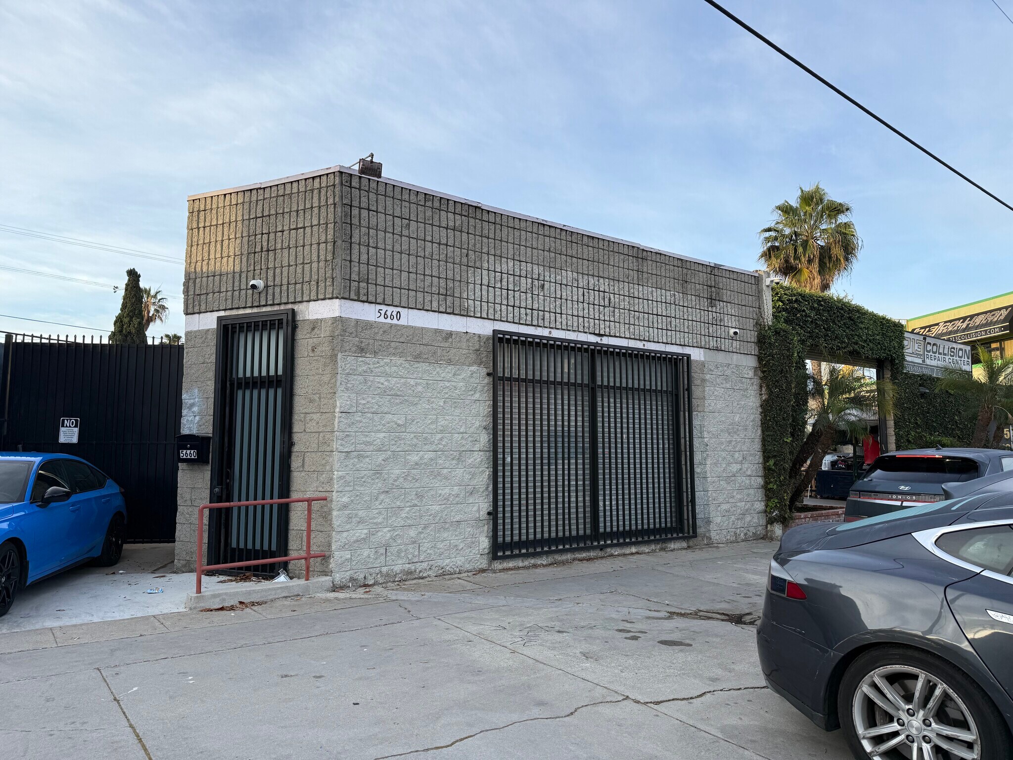 5660 W Venice Blvd, Los Angeles, CA à louer Photo principale– Image 1 sur 7