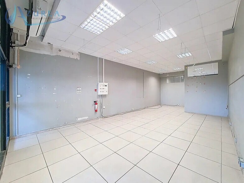 Local commercial dans Nice à louer - Photo de l’immeuble – Image 3 sur 5