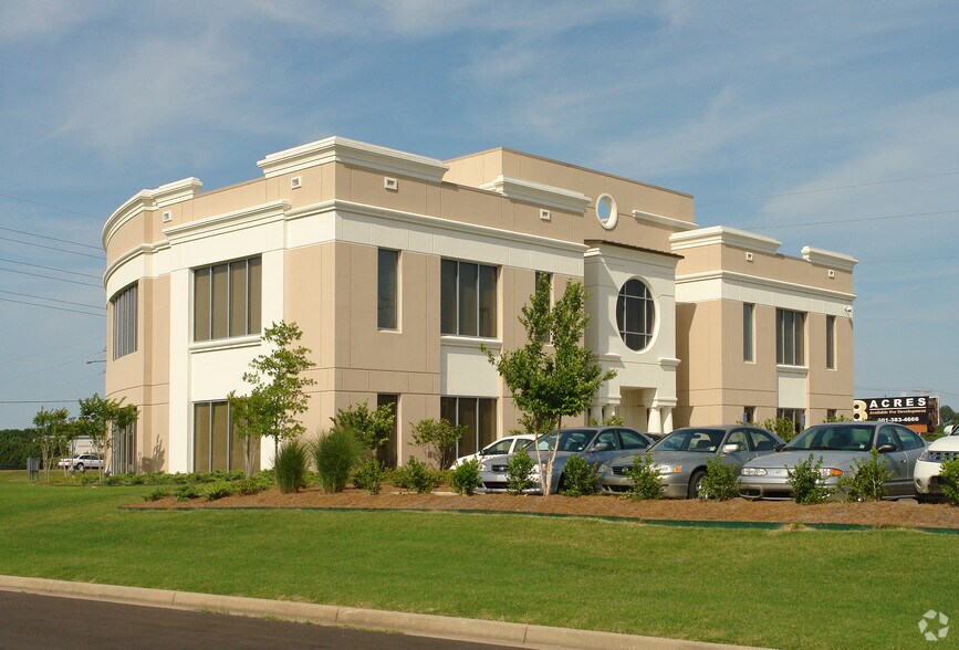 106 Riverview Dr, Flowood, MS à louer - Photo de l’immeuble – Image 2 sur 5