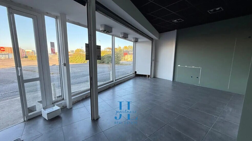 Local commercial dans Mérignac à louer - Photo de l’immeuble – Image 3 sur 18