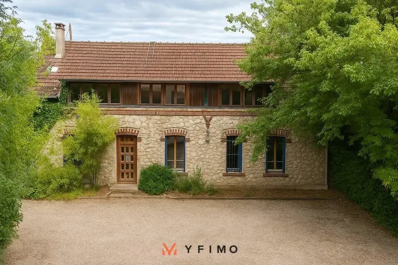 Bureau dans Mantes-la-Jolie à vendre - Photo de l’immeuble – Image 2 sur 6
