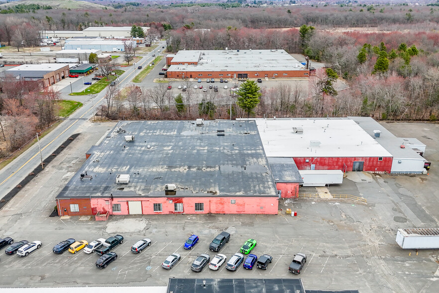 755 New Ludlow Rd, South Hadley, MA à vendre - Photo de l’immeuble – Image 2 sur 49