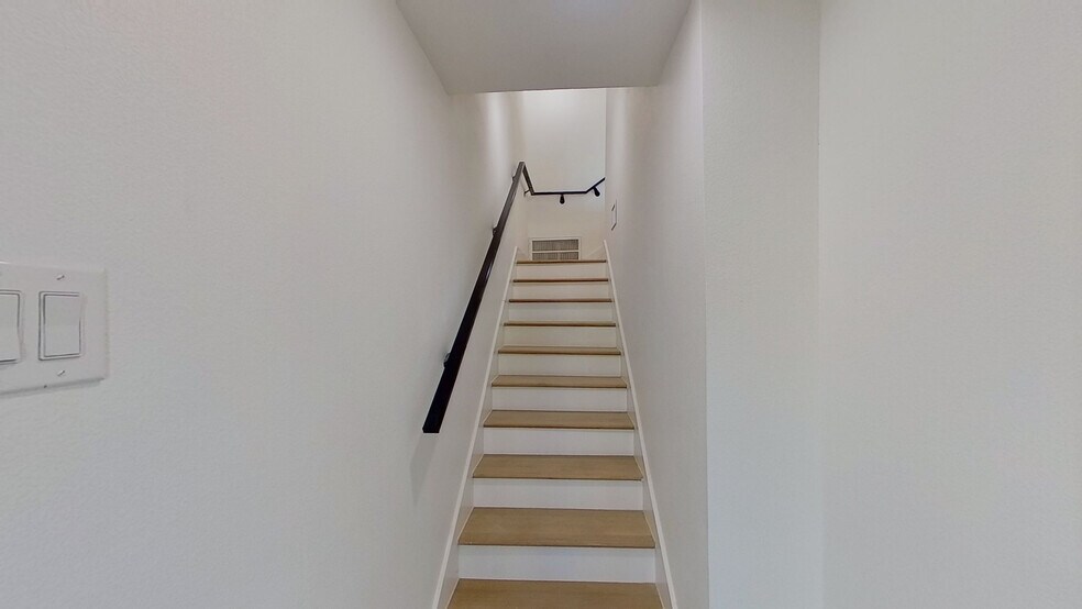 1612 Grigsby Ave, Dallas, TX à vendre - Numérisation 3D Matterport – Image 2 sur 23