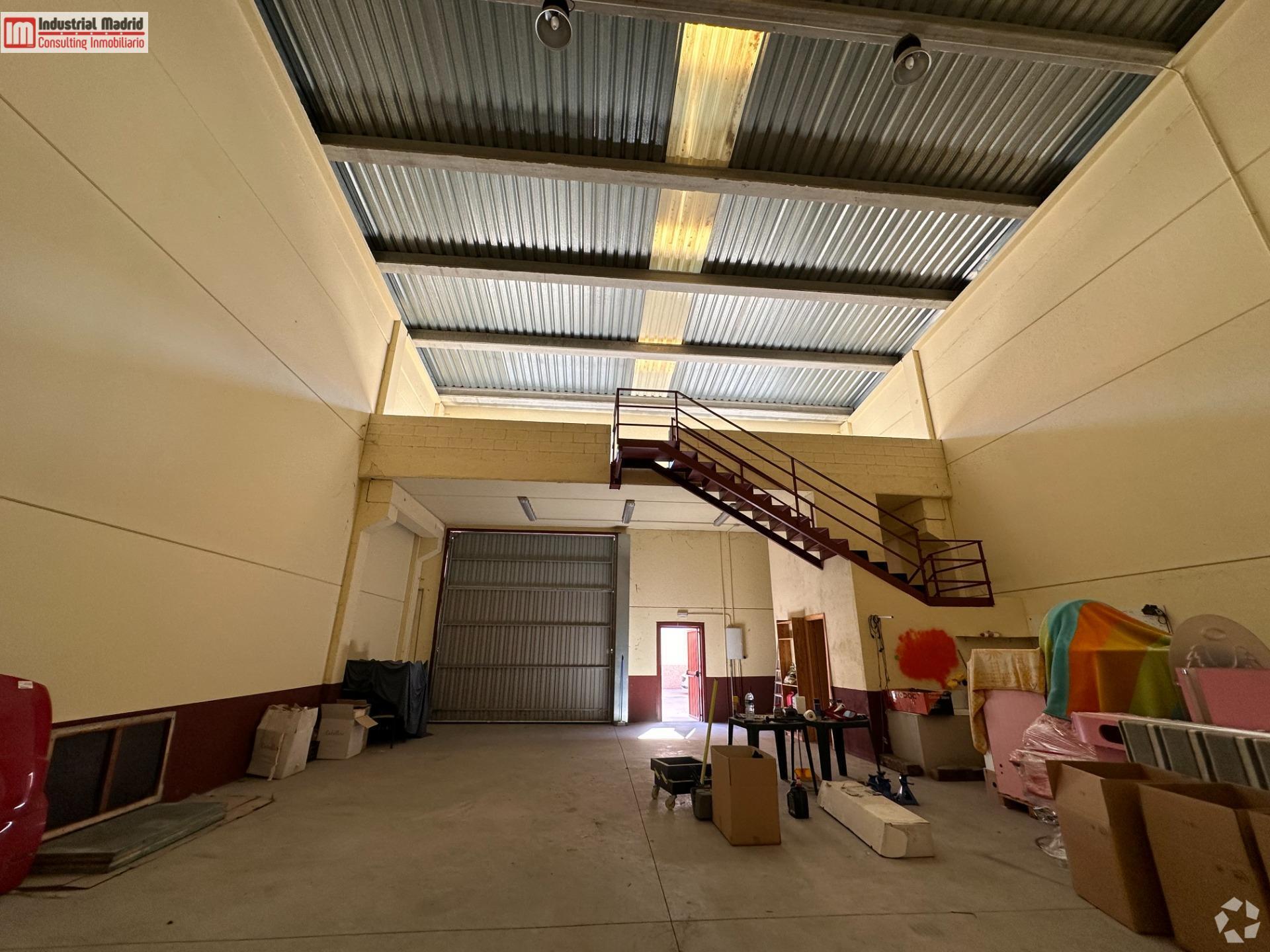 Industriel/Logistique dans Ciempozuelos, Madrid à vendre Photo intérieure– Image 1 sur 2