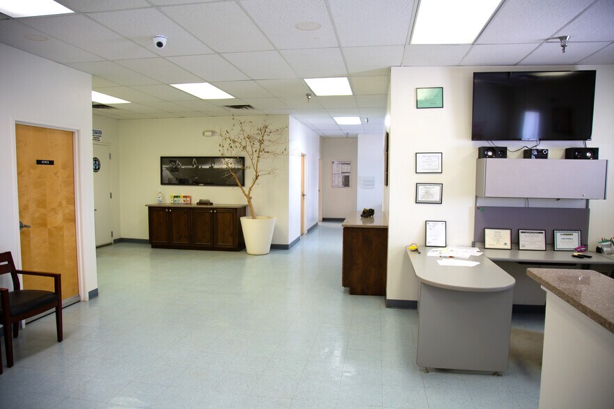 9615 Broadway Blvd SW, Albuquerque, NM à vendre - Photo de l’immeuble – Image 2 sur 14