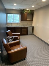 12750 S Saginaw St, Grand Blanc, MI à louer Photo intérieure– Image 2 sur 4