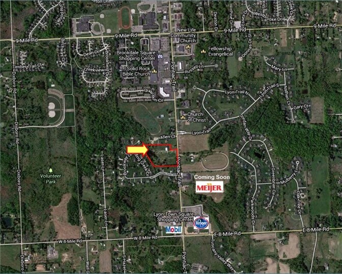 21411 Pontiac Trl, South Lyon, MI à vendre - Aérien – Image 2 sur 2